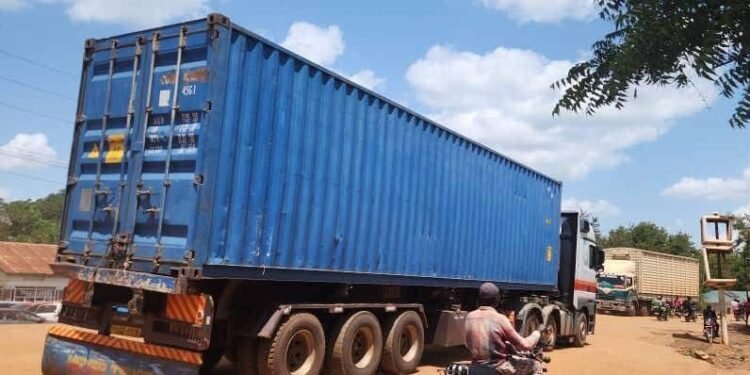 Bureau of standards blocks entry of five trucks of food, cites health non compliance