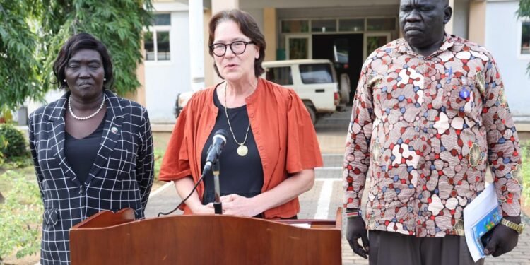 ICRC representative meets Central Equatoria Governor to discuss aid on border dispute displacements