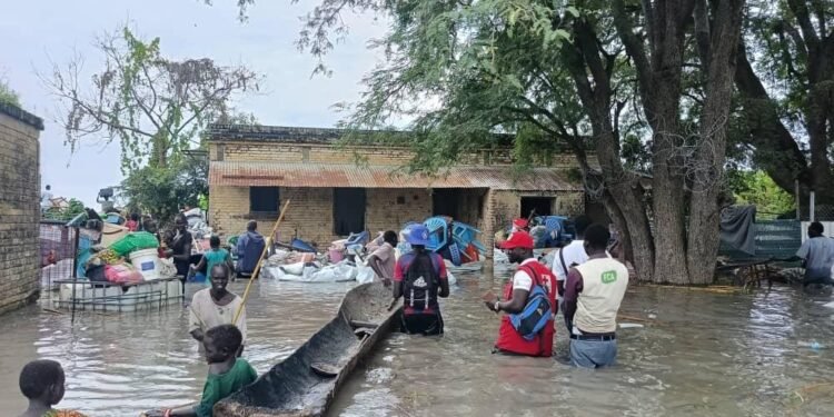 MSF Rescues over a thousand Residents after catastrophic flooding in South Sudan Towns