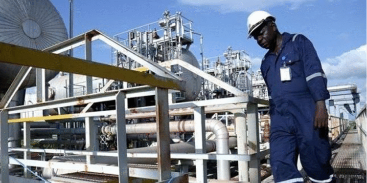 South Sudan plans new oil refineries to reduce fuel crisis